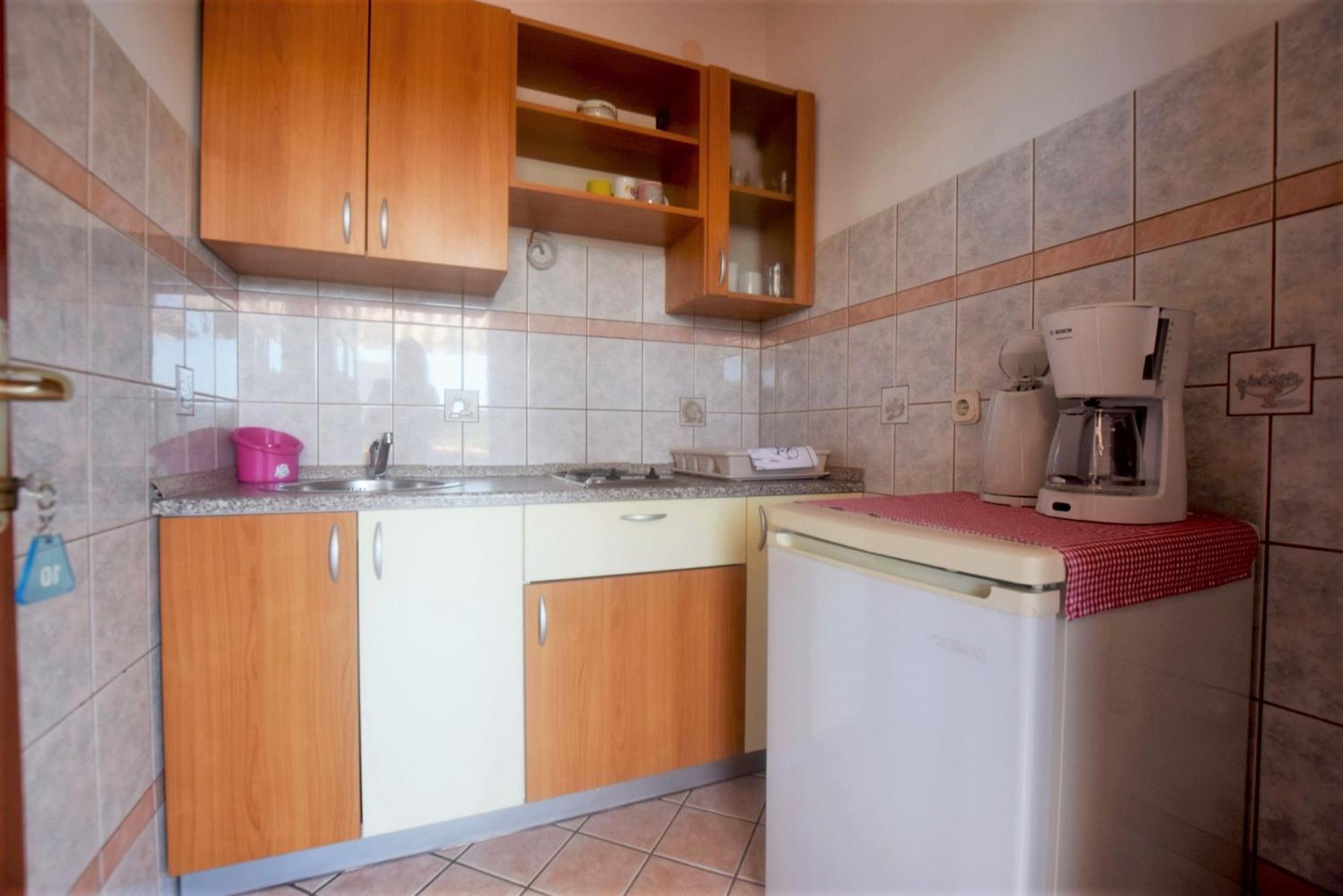 Apartments Adriana Starigrad Paklenica Kamer foto