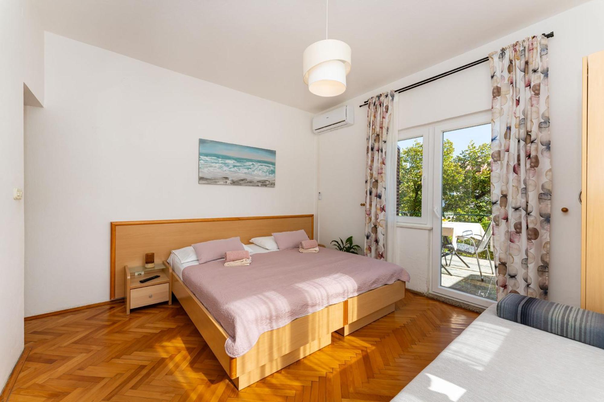 Apartments Adriana Starigrad Paklenica Buitenkant foto