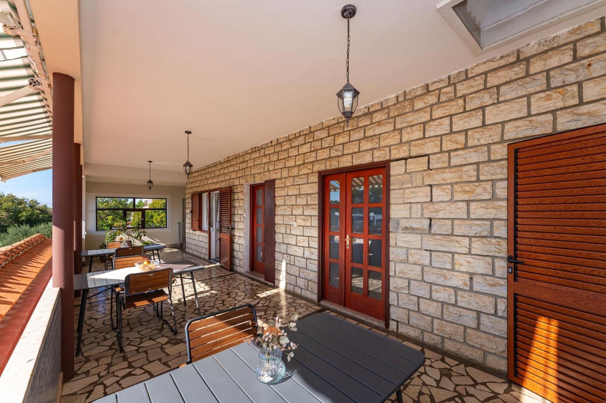Apartments Adriana Starigrad Paklenica Kamer foto