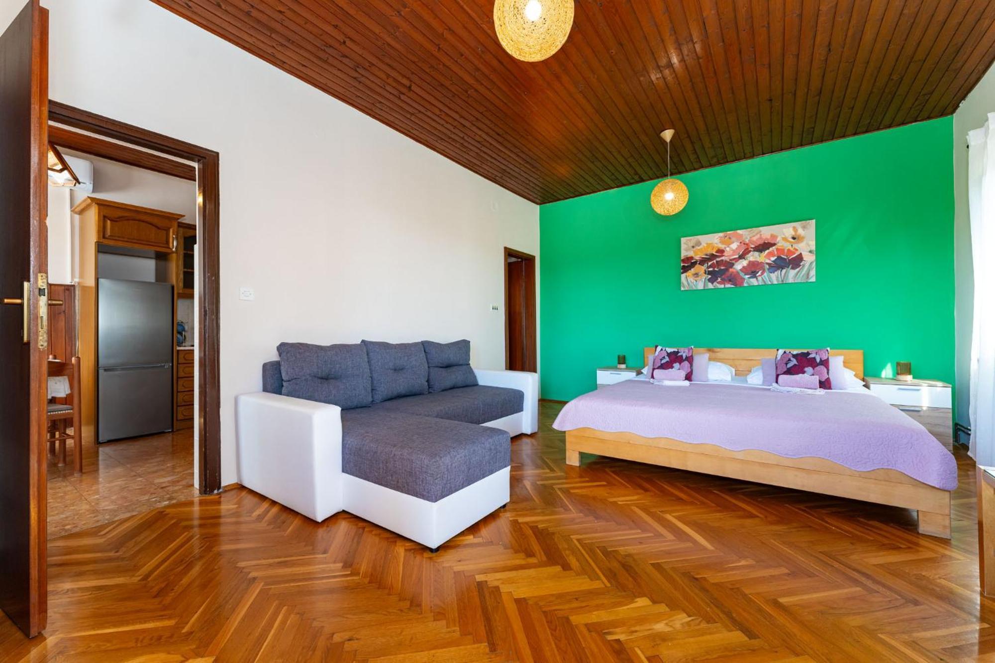 Apartments Adriana Starigrad Paklenica Kamer foto